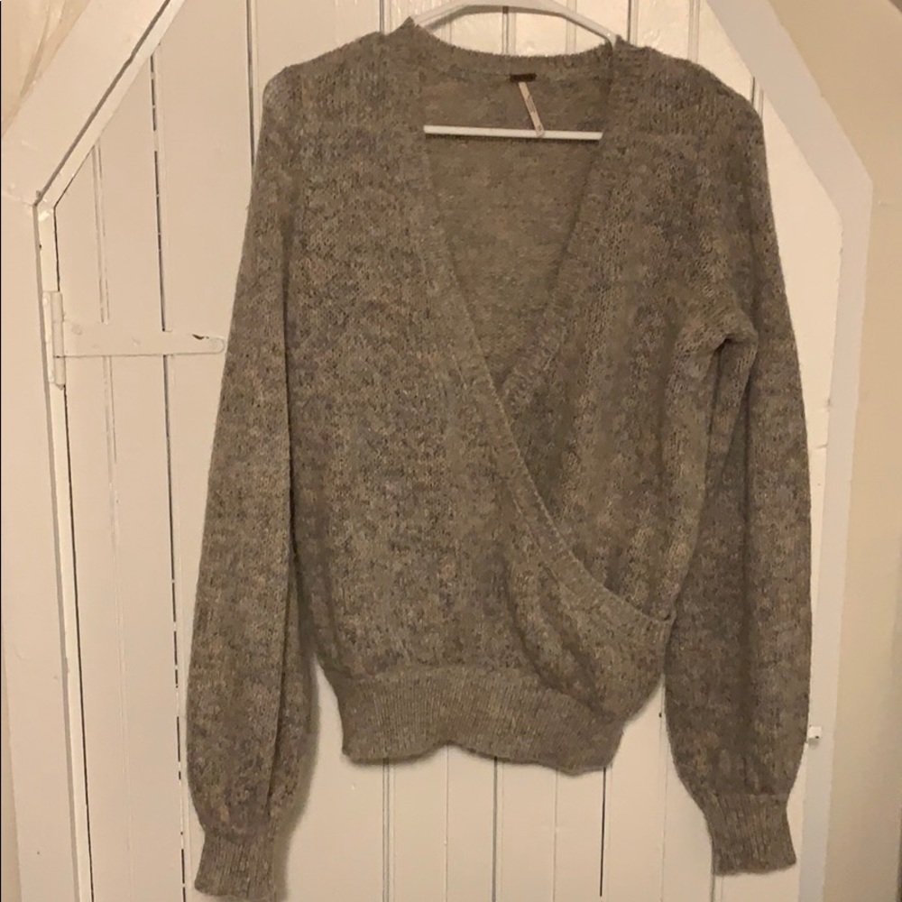 Free People Karina Faux Wrap Sweater NWOT - Picture 2 of 4